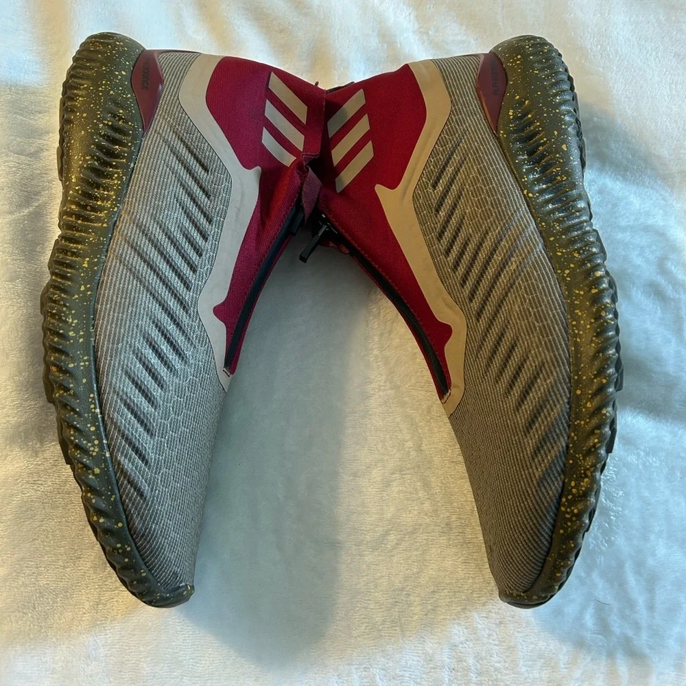 Adidas Alphabounce 5.8 zip Trace Olive Burgundy running shoes size 10 - Picture 4 of 10